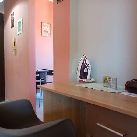 Cozy Studio Flat 1 Bedroom-Very Central Location Митилини Экстерьер фото